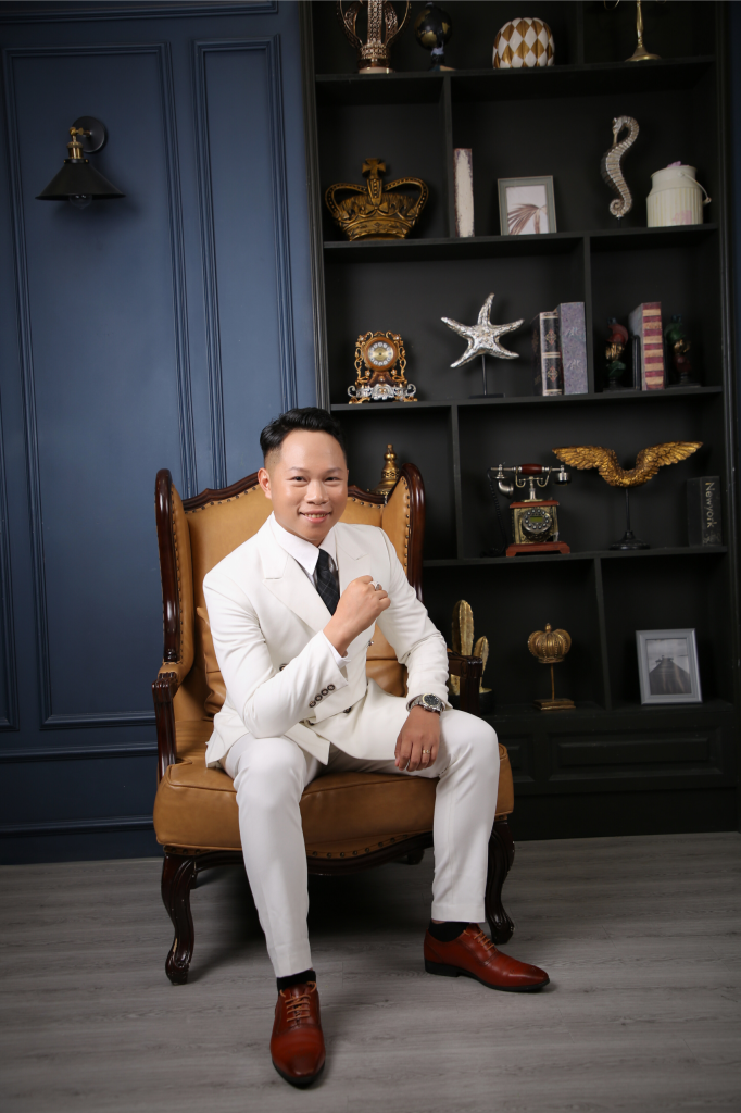 Phú Kim Quy Founder CEO Anh Ngữ Speak Now